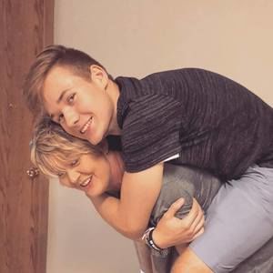 Meet your Posher, Cheryl